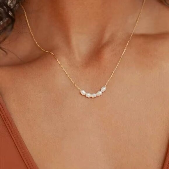 NEW Dainty Freshwater Pearl Chain Necklace 14K Gold Plated Choker Classic - Picture 1 of 8